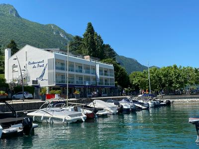 PETIT NID AU BOURGET DU LAC