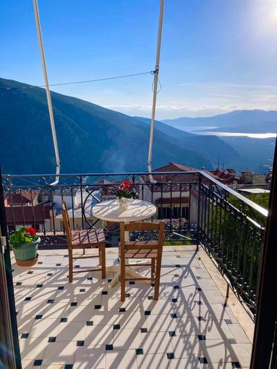 Delphi celebrity v i p the navel of the Earth, CENTER-DELPHI-penthouse galaxy&sky panoramic view, harmony&YOGA