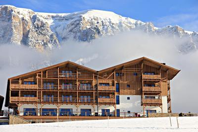 Hotel Emmy - five elements