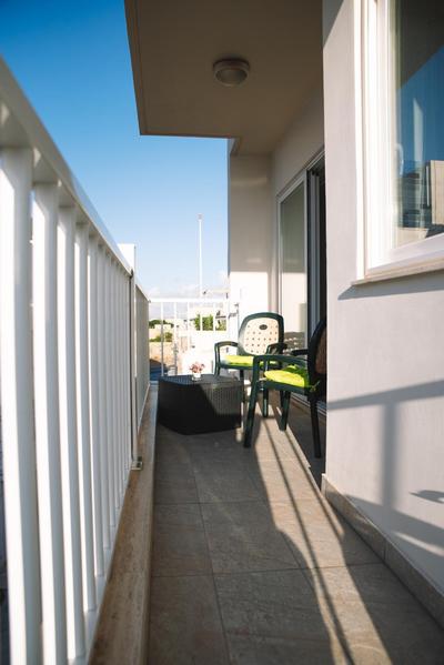 Modern 3 bedroom with AC apartment