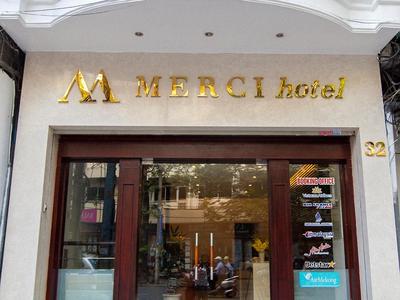 HANZ 46A Hang Bai Hotel