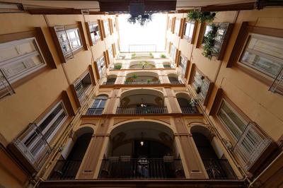Duomo 77 - In the heart of the historical center - by Elite Villas