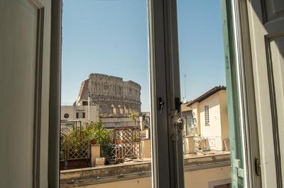 Colosseo view Suite