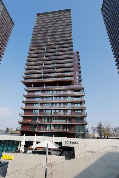 Triiiple Suites Level 22 mit Balkon und Tiefgarage