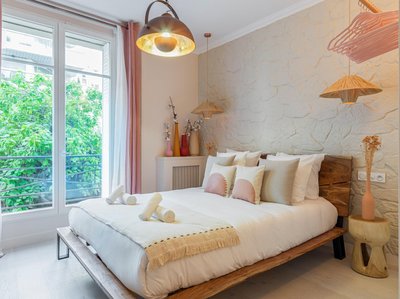 Pink & Wood cocoon