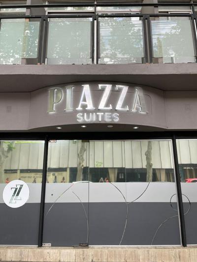 Piazza Suites 2
