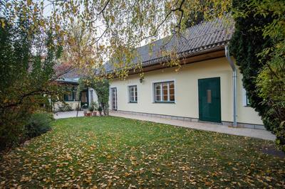 Renoviertes Bauernhaus mit Garten in Ruhelage