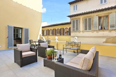 DESIGN APARTMENT in the heart of Florence