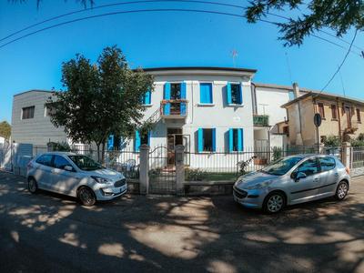 Mirella's House