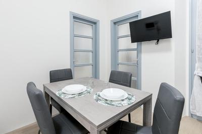 Alessia's Flat- Fantoni