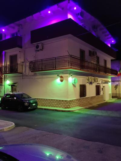 Planet apartments 1