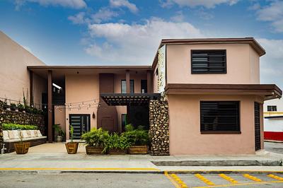 San José Suites Boutique