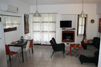 The Red Kitchen Family House at Kalyves