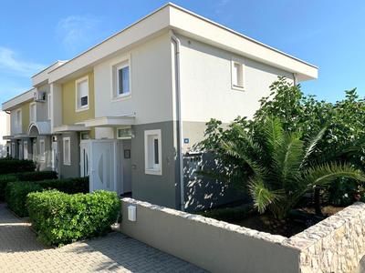 Fantasy Classic Maisonette II