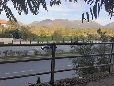 Lake View Apartment