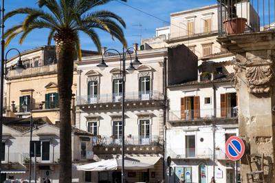 Spacious apartment in Modica with balcony
