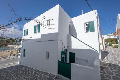 Piso Livadi Paros seafront holiday home Casa Alena