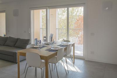 BnButler - Govone - Ampio e Luminoso Appartamento con Terrazza