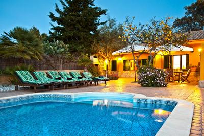 Villa El Mal Pas / Can Seguinet