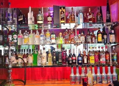 Sunseekers Outrigger Hotel