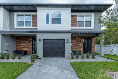 Beautiful Four Bedrooms Townhouse at Le Reve Resort (210121)