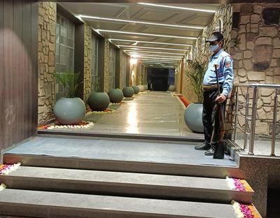 Hotel BMD The Grand