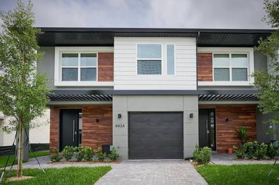 Cozy Four Bedrooms Townhouse Close to All Theme Parks at Le Reve Resort (213421)