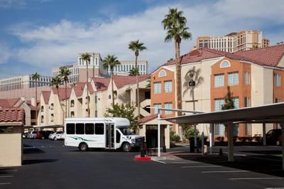 Holiday Inn Club Vacations at Desert Club Resort