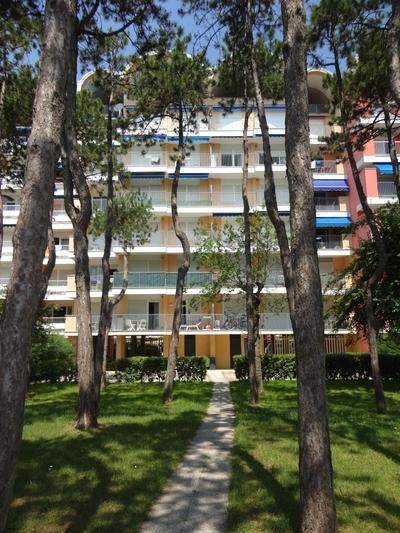 Lovely apartment just 40m from the sea