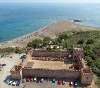 SUNRISE Spacious Apartment With 3 Bedrooms & 3 Bathrooms -Near to Chania