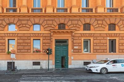iFlat Colosseum Wide Apartment