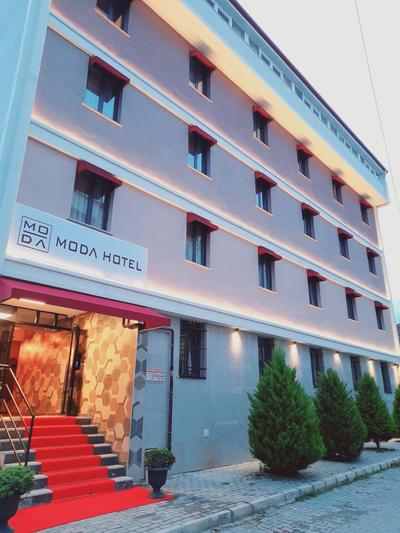 Moda Hotel