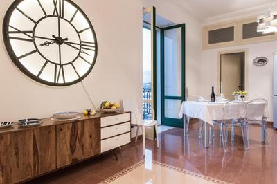 Duomo Seaside Deluxe Apartment by Ortigia Apartments