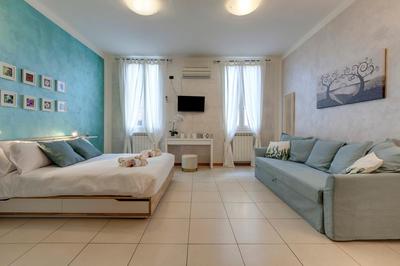 Charlize Apartment by Mamo Florence