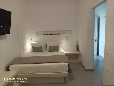 Kleri's Apartments 6