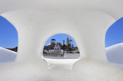 Church and Cave - Santorini Private Residences