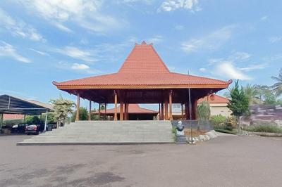 RedDoorz Syariah near Tugu Lampu Gentur Cianjur