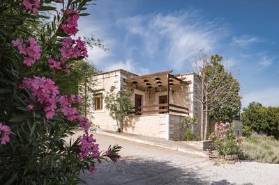 Koules Estate, with Private Pools & BBQ - embracing Nature, By ThinkVilla