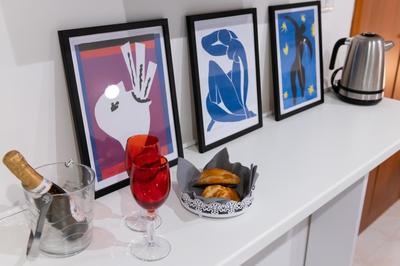 Yes I Know My Room - Magica Napoli