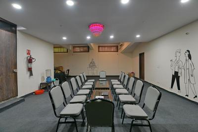 Hotel Admire Inn "Atta Market, Noida Sector 18"