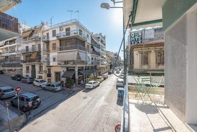 Bright apt in the heart of Athens