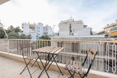 Cozy and fresh apt close to Metro