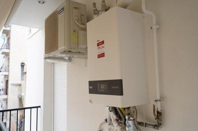 Larissa Downtown Apartment With Parking