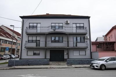 Apartmani Dora