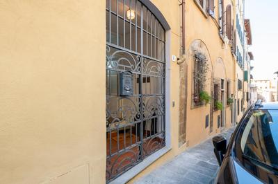 Magnoli & Ponte Vecchio Apartment