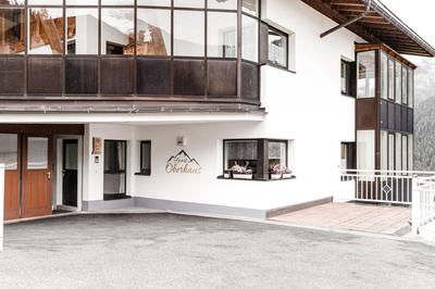 Apart Oberhaus