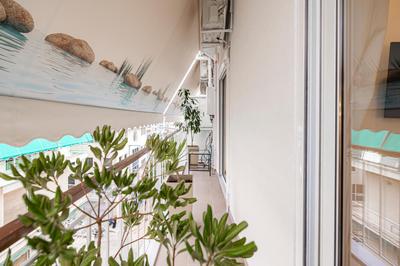 Calliope Apartment