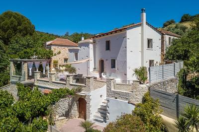 Verekinthos Villa, a Fine Country Retreat, By ThinkVilla