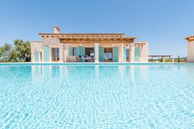 Finca Sa Vinya by Mallorca House Rent
