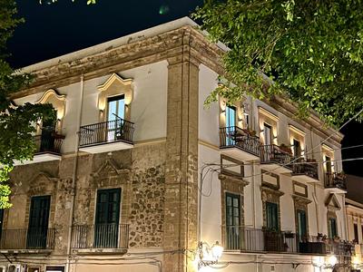 B&B Cortile Umberto I